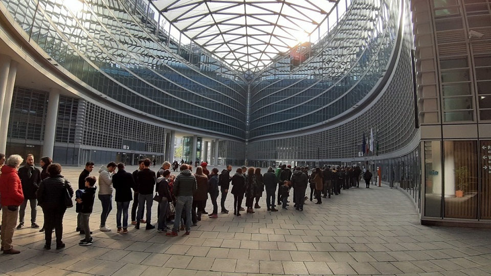 Oltre 4.300 persone al Belvedere di Palazzo Lombardia per l'apertura straordinaria.