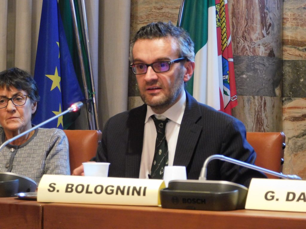 Terzo settore e Welfare abitativo, l'assessore Stefano Bolognini durante il suo intervento all'ATS Montagna