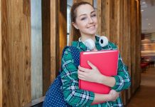 Job e Orienta studentessa