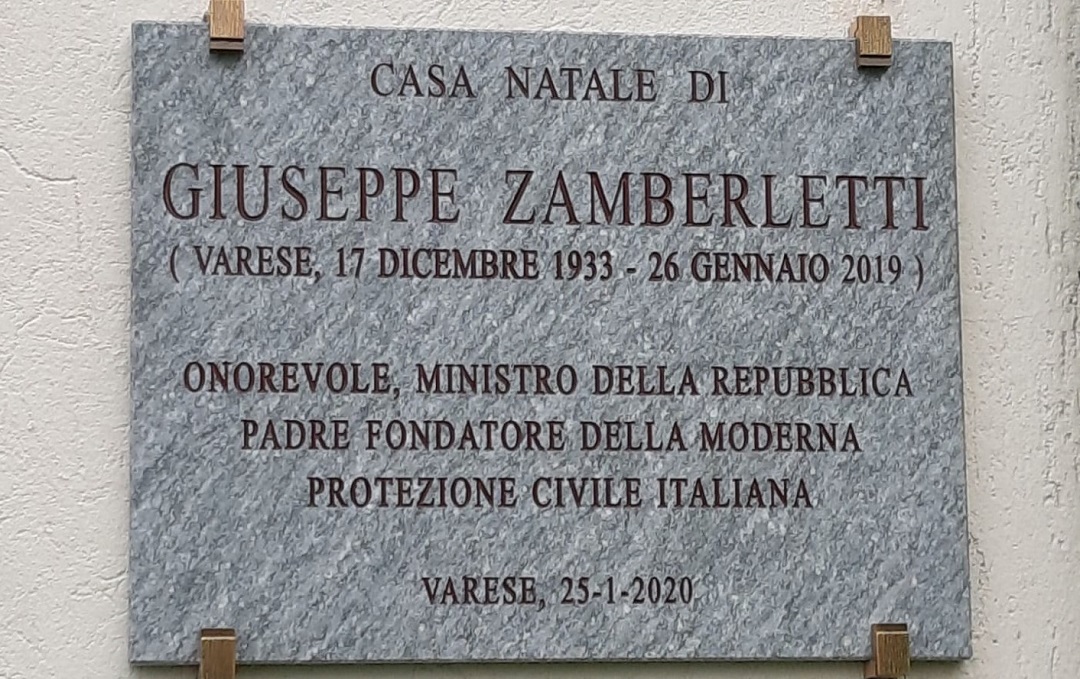 lapide commemorativa