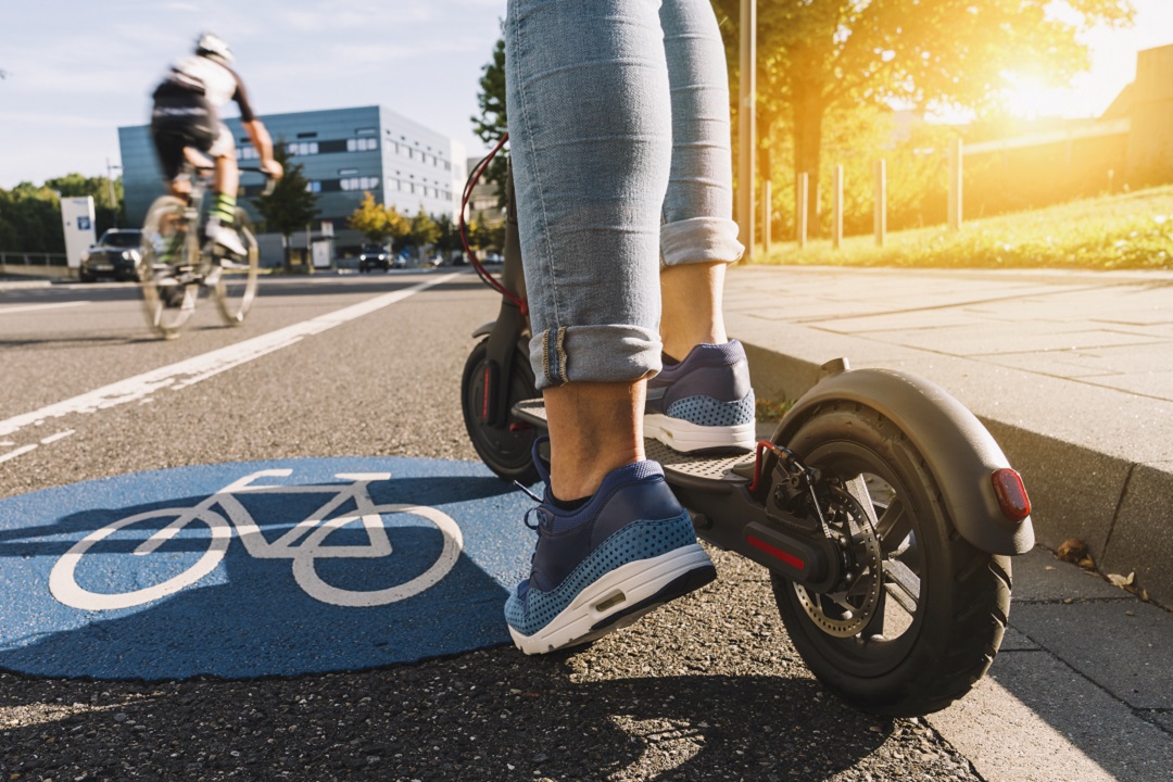 monopattini e bici a Milano