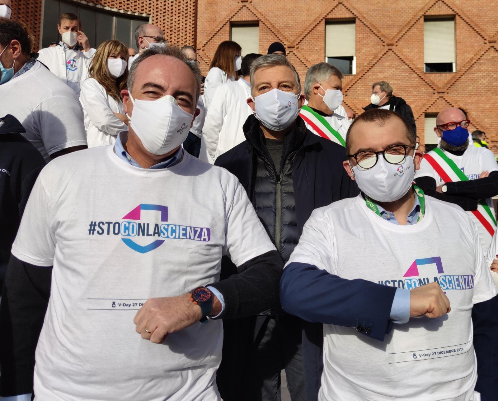 Vaccination day Brescia, gli assessori regionali Fabio Rolfi e Giulio Gallera agli Spedali Civili