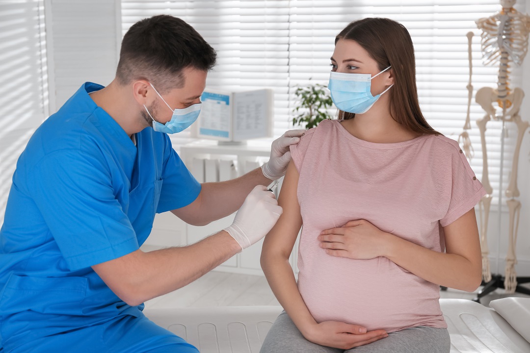 Donne in gravidanza vaccinatevi