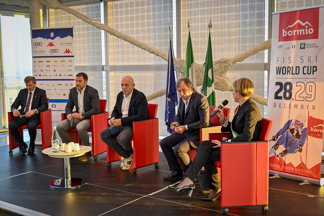 La presentazione della prova di Coppa del Mondo di sci 2021 di Bormio