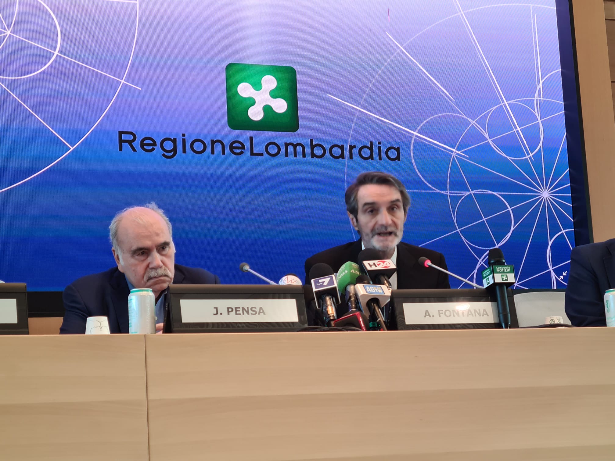 caso camici presidente regione lombardia