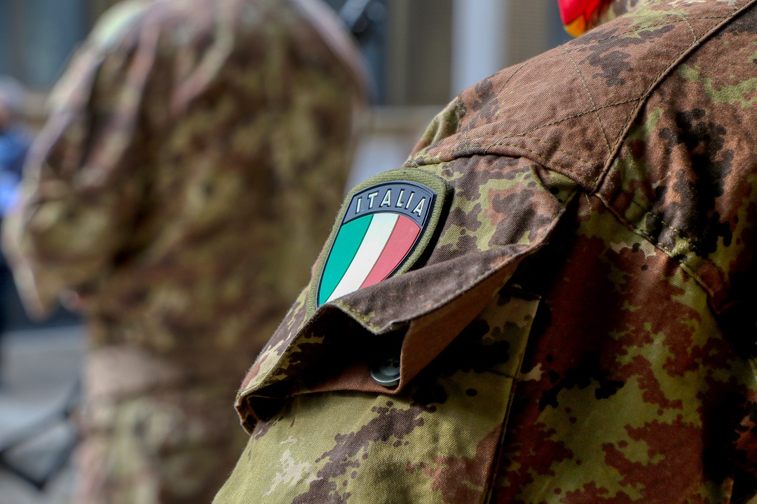 esercito treni stazioni lombardia