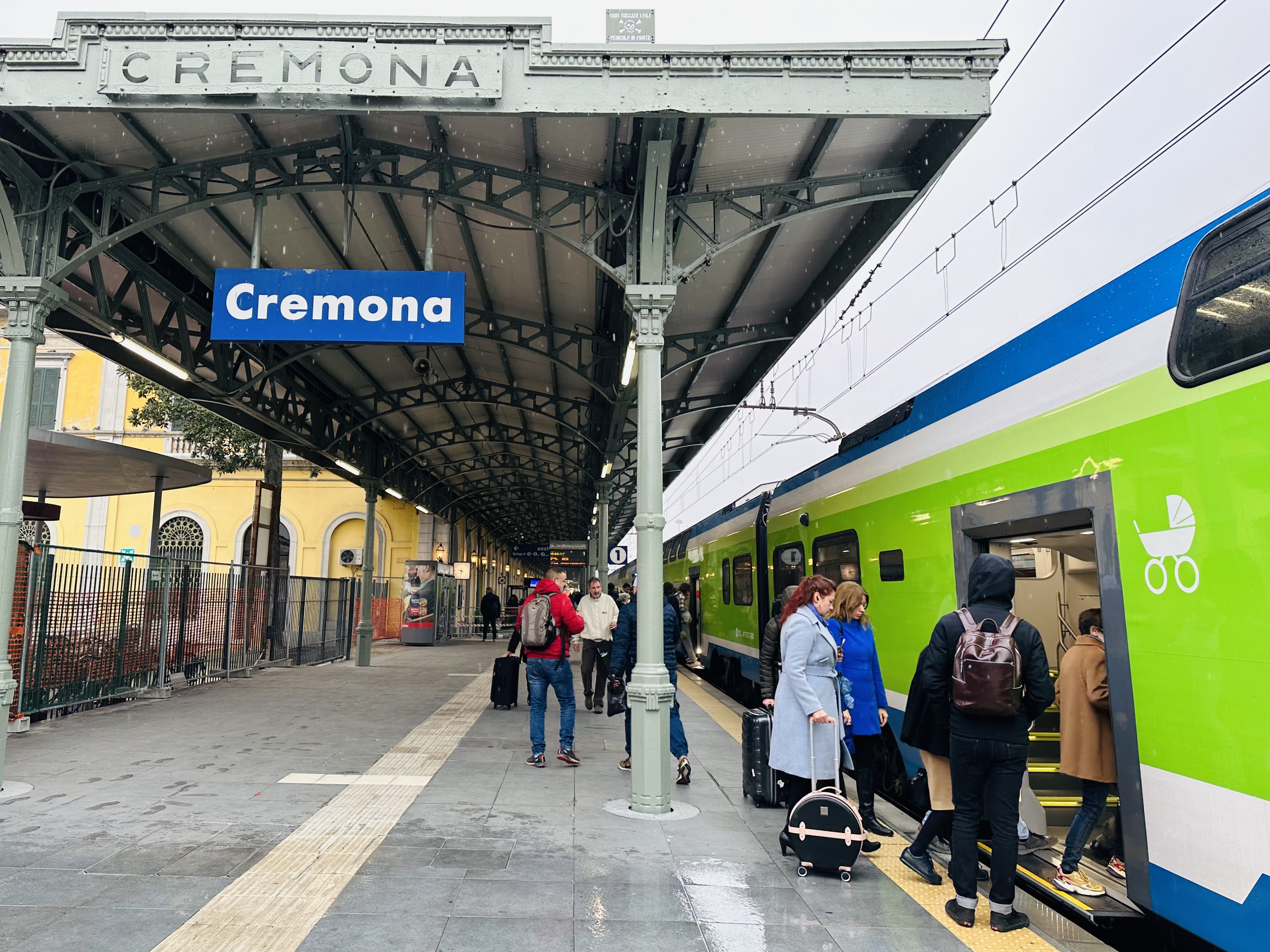 la stazione di Cremona