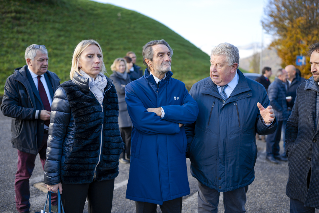 Area interna Valle Seriana e Val di Scalve: Fontana in visita a Clusone