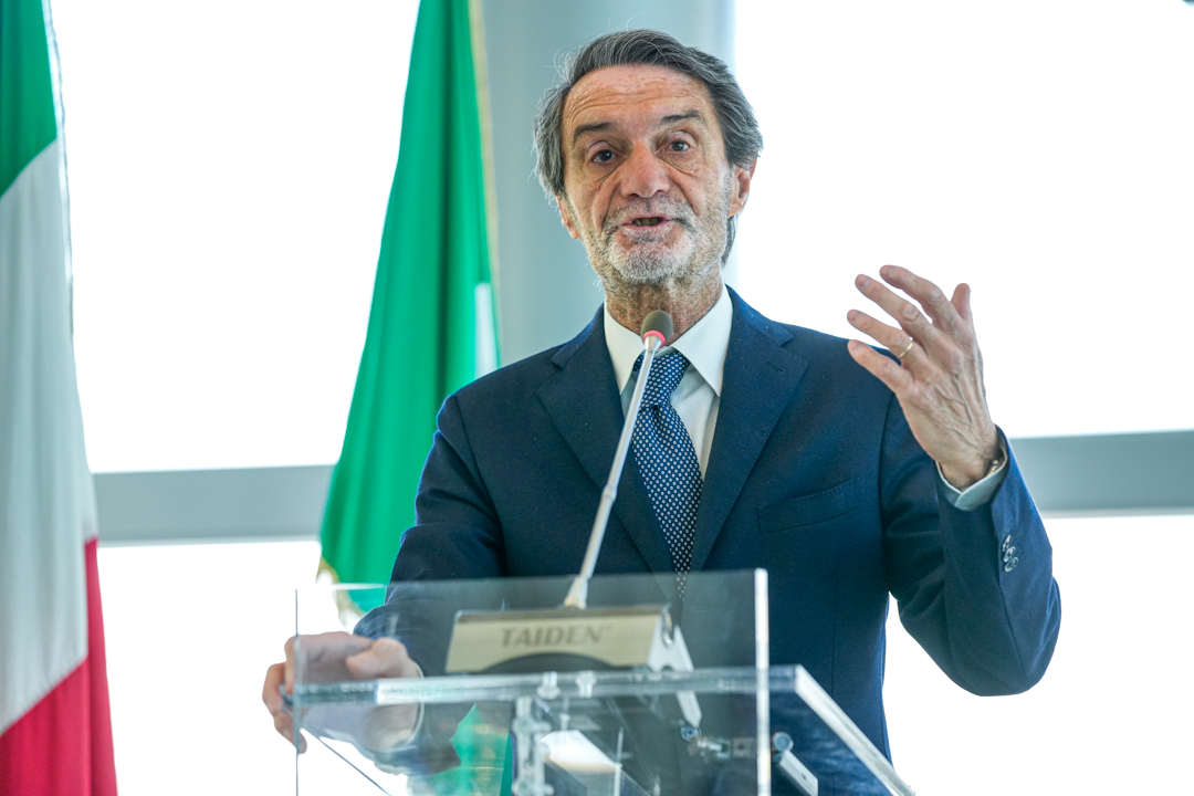 Attilio Fontana convegno Smart city