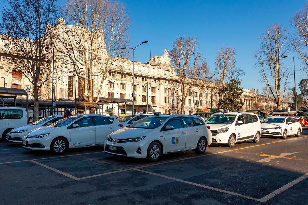 taxi milano