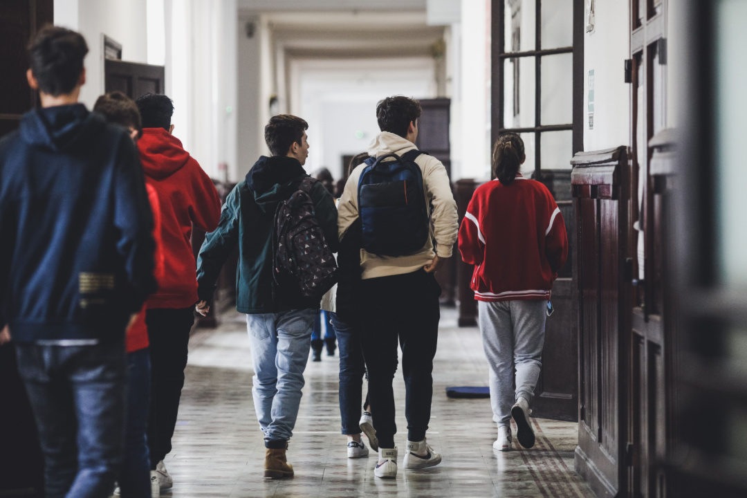 Varese professoressa accoltellata