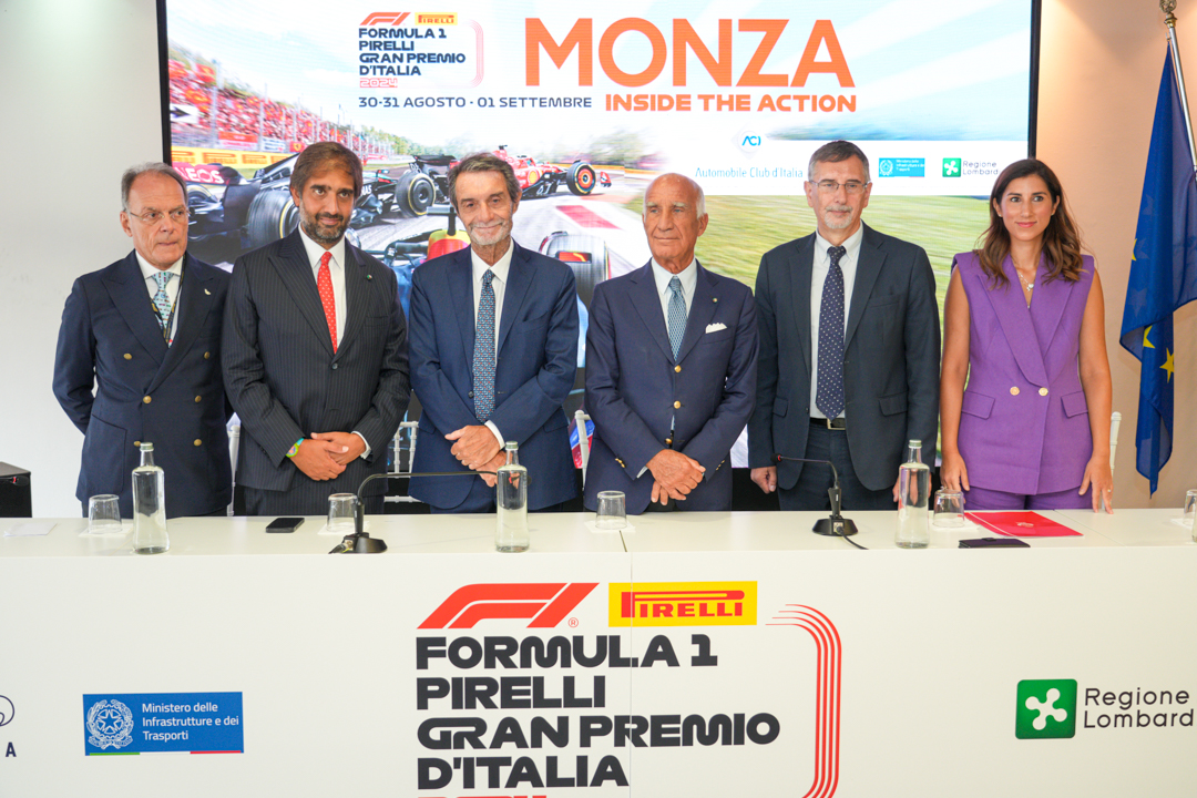 foto di gruppo presentazione gran premio monza
