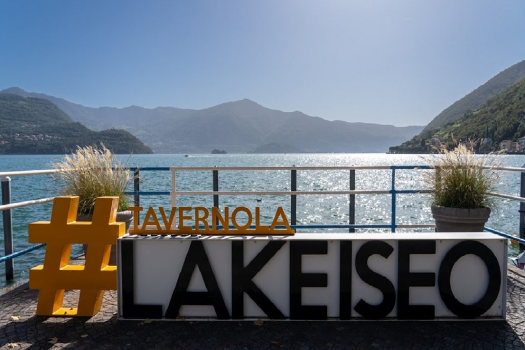 Tavernola Bergamasca rifiuti Lago Iseo