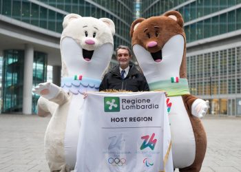 LNews-UN ANNO A MILANO-CORTINA 2026: GIOVEDI’ POMERIGGIO A PALAZZO LOMBARDIA SI PATTINA GRATIS E SELFIE CON LE MASCOTTE