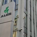 La foto mostra la sede di Aler Milano: alcuni funzionari della struttura regionale erano presenti insieme all’assessore alla Casa della Lombardia, Paolo Franco, durante il sopralluogo alle case Aler a Legnano