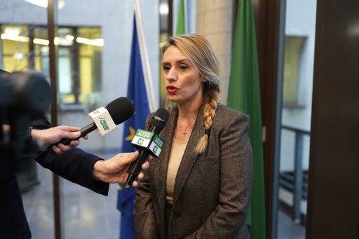 L'assessore alla Cultura di Regione Lombardia, Francesca Caruso, parla alla stampa all'evento di 'consegna' delle chiavi delle case Aler ai Vigili del Fuoco di Varese e provincia
