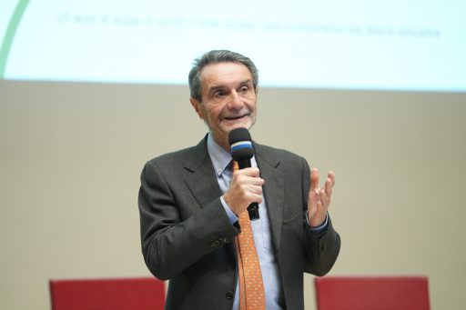legge parità scolastica lombardia