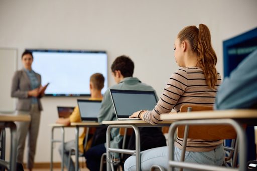 legge parità scolastica lombardia