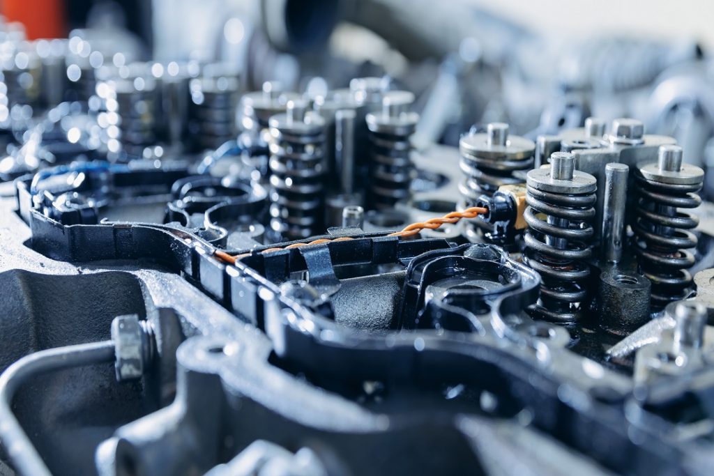 particolare di un iniettore per motori diesel, uno dei prodotti che vengono realizzati da azienda Stanadyne, la vertenza e il tema del lavoro al centro di un tavolo coordinato da Tironi