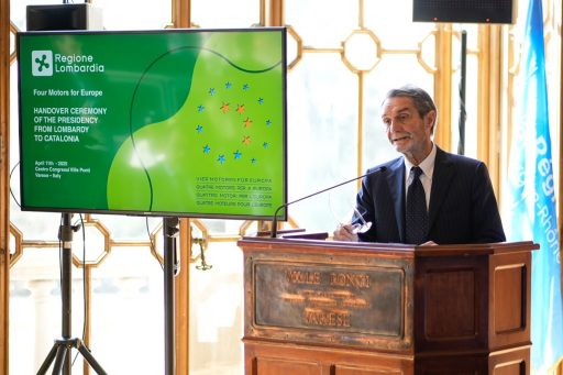 Fontana mentre parla a Quattro Motori d'Europa