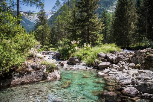 Scorcio della Val di Mello (Sondrio) tra ke 47 Riserve naturali della Lombardia