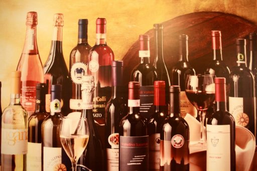 Al Vinitaly 2025 masterclass eventi per esaltare i vini di Lombardia
