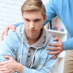 Un ragazzo con disturbi del neurosviluppo: gli adolescenti saranno accolti nel nuovo Centro diurno per adolescenti di Esine (Brescia)