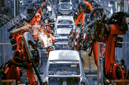 L'Assessore regionale Guido Guidesi si è rivolto alla Commissione Europea chiedendo di cambiare le regole per salvare l'automotive.