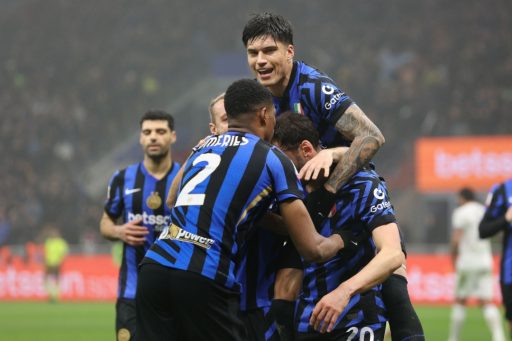 Inter- Barcellona, giocatori nerazzurri esultano dopo un gol