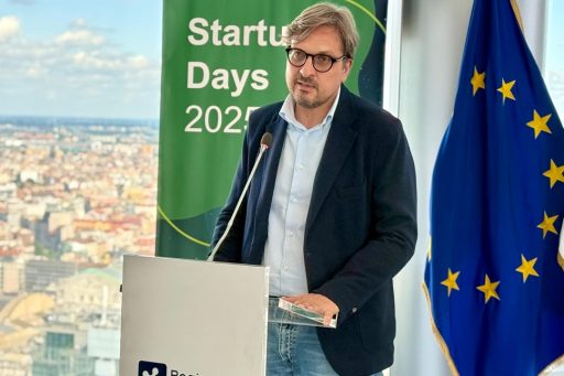 L'assessore allo Sviluppo economico di Regione Lombardia, Guido Guidesi, è intervenuto a Palazzo Lombardia durante la presentazione dell'edizione 2025 delle Startup Competitions