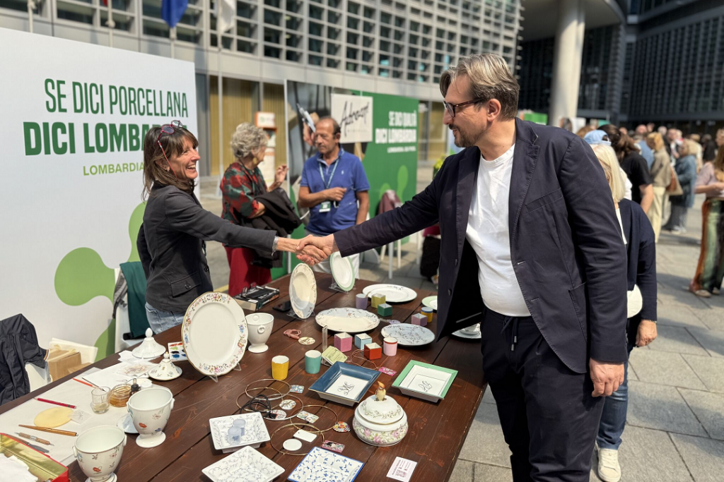 L'assessore regionale Guido Guidesi ha partecipato alla seconda edizione festival 'Made in Lombardia', l’evento dedicato ai giovani artigiani