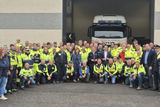 L'assessore regionale Romano La Russa ha inaugurato a Brescia il tour dedicato al riutilizzo dei beni confiscati alla criminalità organizzata. In foto la seconda tappa: il Centro Polifunzionale di Emergenza della Protezione Civile