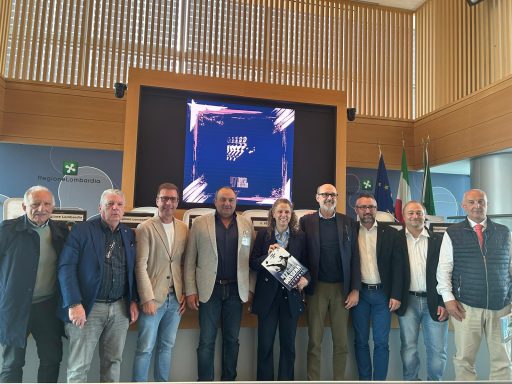 Foto di gruppo con il sottosegretario alla Presidenza della Regione Lombaardia Federica Picchi alla presentazione del Trofeo Dossena, torneo di calcio 'Primavera', a Crema dall'1 al 7 giugno 2025