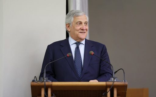 In foto il ministro degli Esteri Antonio Tajani, contestato a Brescia: Regione Lombardia esprime solidarietà