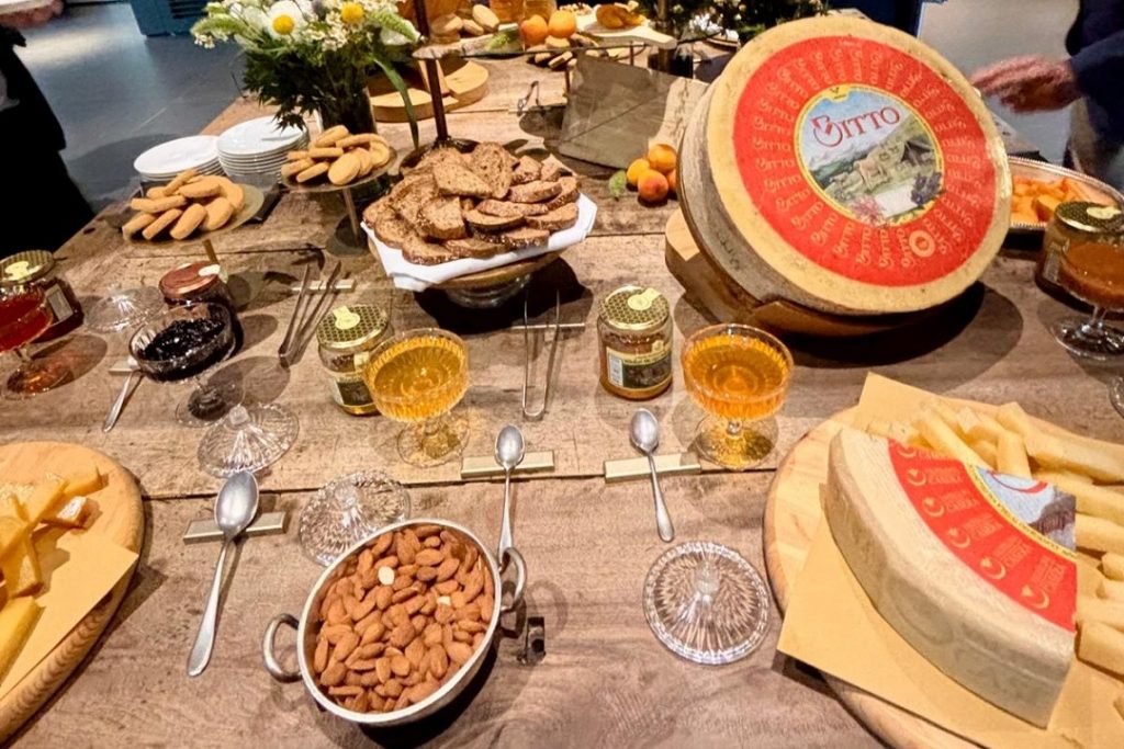 Il Bitto, con il Valtellina Casera voce dell'agricoltura, protagonista dell'evento milanese 'La montagna in un assaggio'