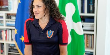 L'assessore Guido Bertolaso ha incontrato Andrea Panzeri, traumatologo comasco, artista delle ossa, che ha curato Federica Brignone (in foto la sciatrice durante un incontro a Palazzo Lombardia).
