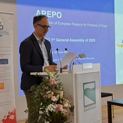 Dop Economy: l'assessore regionale Alessandro Beduschi ha presieduto a Bruxelles (Belgio), l’Assemblea generale di Arepo. 