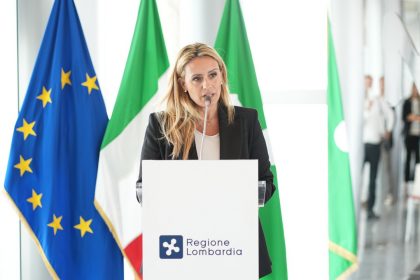 Regione Lombardia ha approvato un accordo con il Comune di Cremona per portare a Expo Osaka 2025 i violini di Fondazione Casa Stradivari