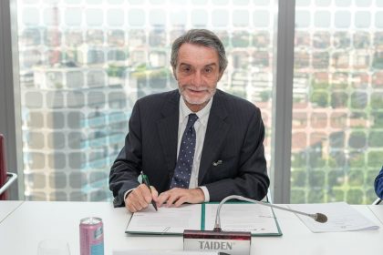 Il presidente di Regione Lombardia, Attilio Fontana, ha siglato un protocollo d’intesa per mettere a disposizione dei Vigili del Fuoco case Aler a canone concordato
