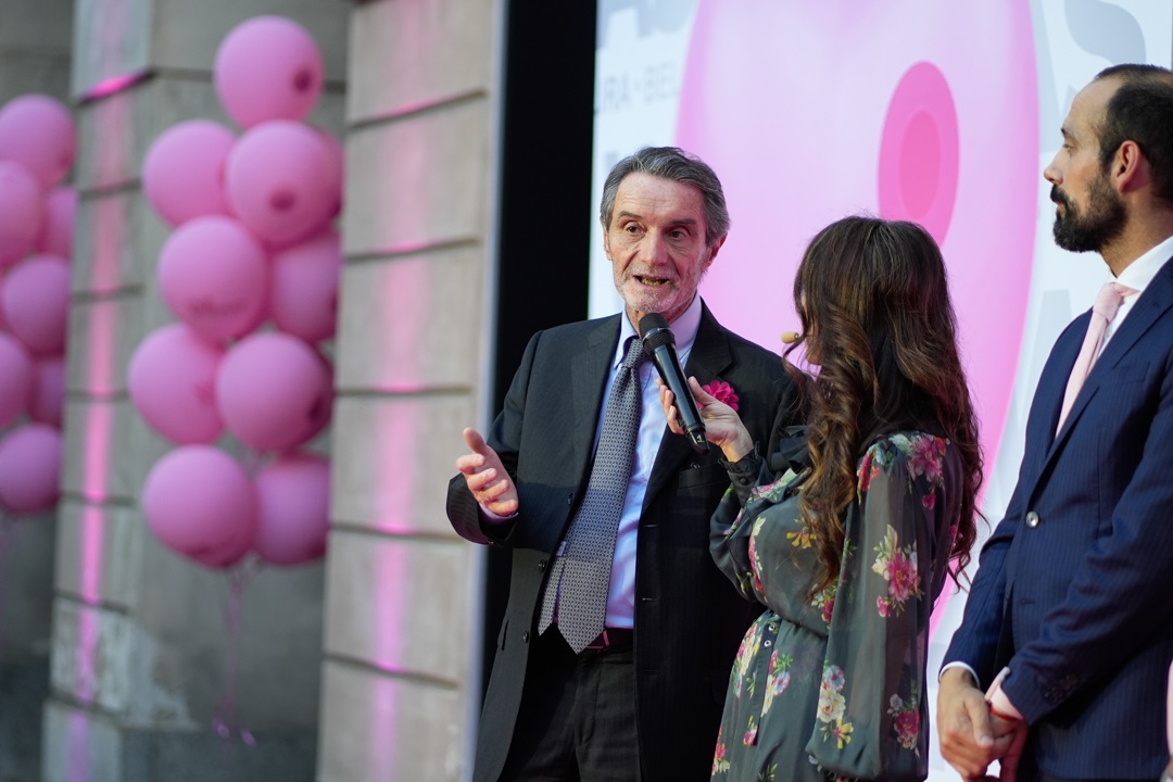 Alla serata benefica ‘We Breast’, svoltasi all’ospedale Fatebenefratelli e oftalmico di Milano, ha partecipato il presidente della Regione Lombardia, Attilio Fontana