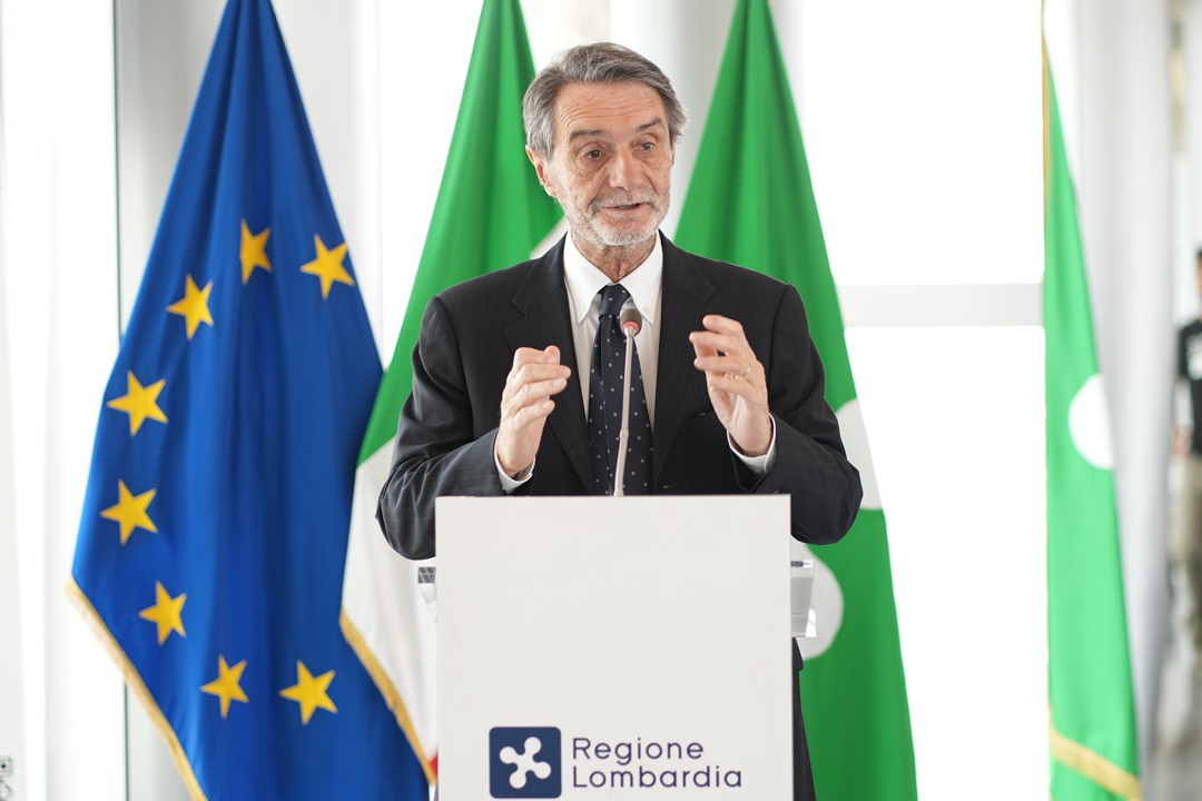 In foto il presidente della Regione, Attilio Fontana, durante la conferenza stampa di presentazione della mostra di Giovanni Segantini