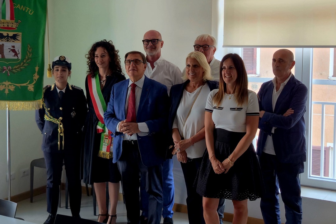 L’assessore regionale alla Sicurezza in visita a Cantù e Fino Mornasco per il riutilizzo di beni confiscati alla criminalità