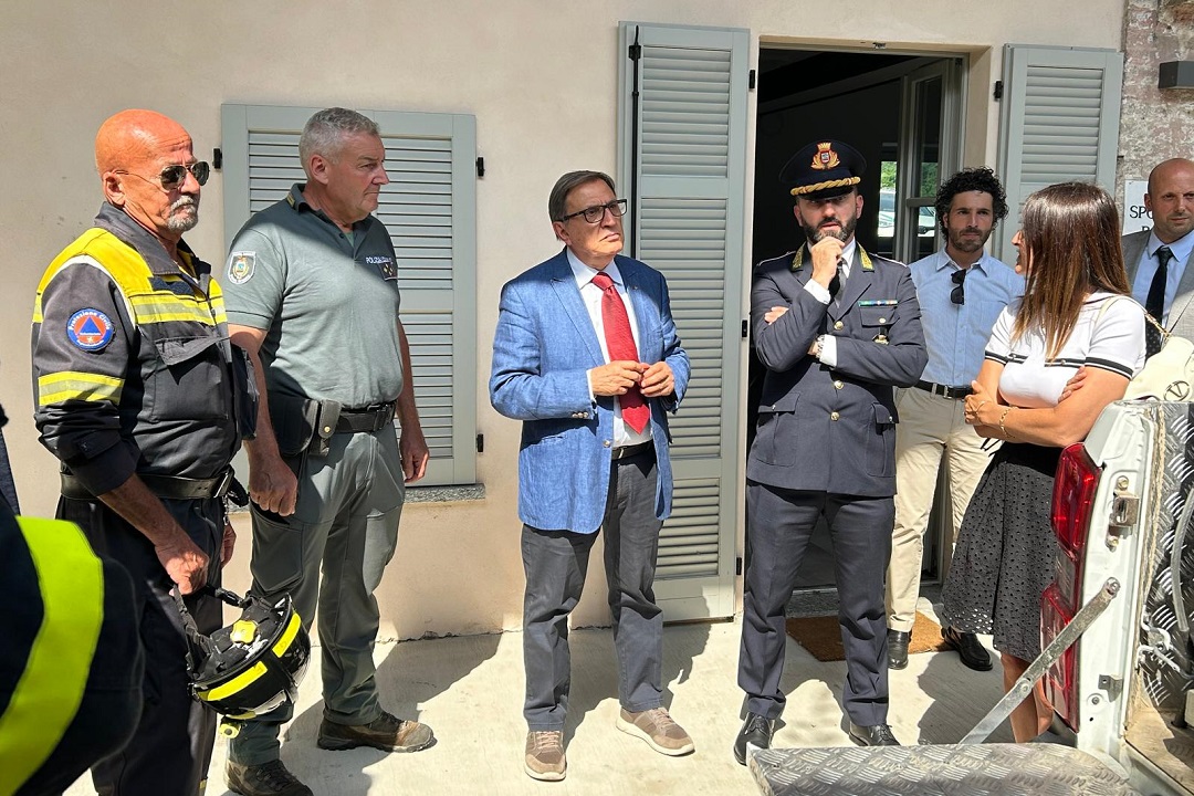 L’assessore regionale alla Sicurezza in visita a Cantù e Fino Mornasco per il riutilizzo di beni confiscati alla criminalità
