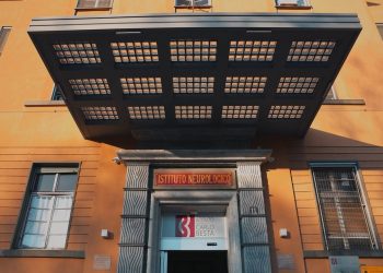 L'entrata dell'Ospedale Carlo Besta di Milano, foto utilizzata in occasione dell'articolo della concessione di alloggi Aler a infermieri