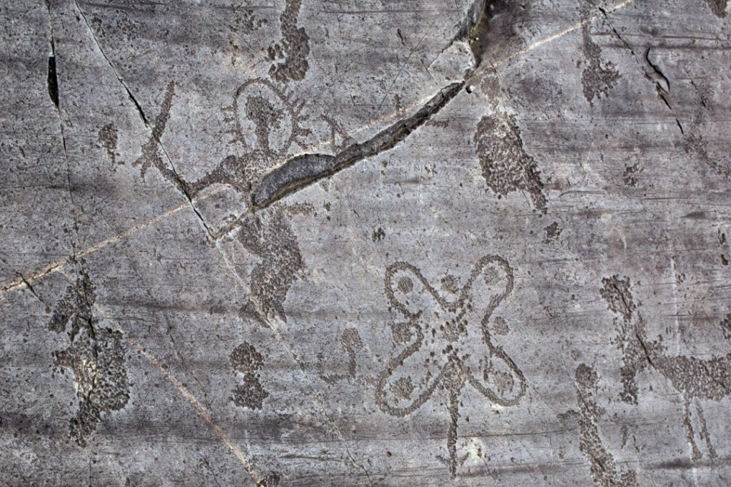 Le incisioni rupestri della Valle Camonica, patrimonio dell’Unesco, al centro del protocollo d’intesa di Regione Lombardia