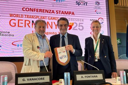 Il presidente di Regione Lombardia, Attilio Fontana, interviene alla conferenza stampa di presentazione dei 'World transplant games' della Nazionale italiana trapiantati Aned (associzione nazionale emodializzati). Accanto a lui il sottosegretario alla Presidenza con delega allo Sport e Giovani, Federica Picchi, il presidente di Aned, Giuseppe Vanacore