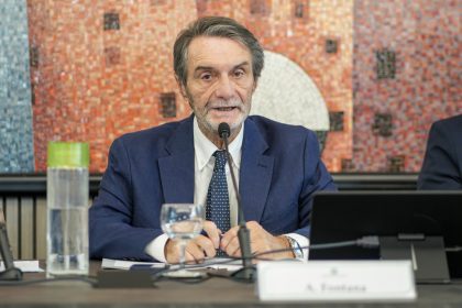 Il presidente della Regione Lombardia Attilio Fontana a Sondrio in un momento del suo intervento sulla valorizzazione della filiera dello sport 