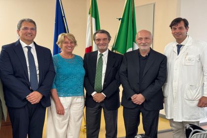 Il presidente della Regione Lombardia, Attilio Fontana, in visita alla Fondazione Don Gnocchi di Milano