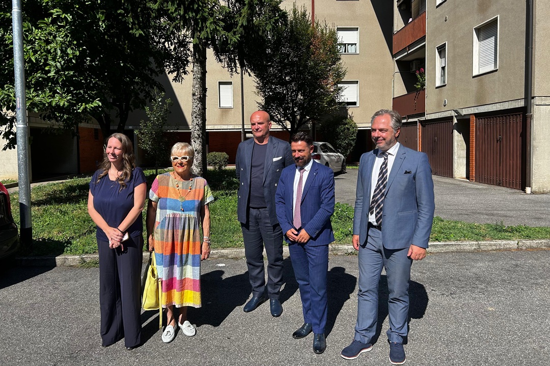 L'assessore regionale alla Casa e Housing sociale, Paolo Franco annuncia nuovi fondi per riqualificare 66 alloggi Aler a Treviglio (BG)