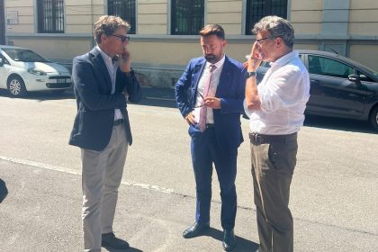 L’assessore regionale alla Casa, Paolo Franco, ha effettuato a Milano un sopralluogo ai cantieri per la realizzazione di 21 alloggi distribuiti in 9 stabili di LUM - Libera Unione Mutualistica